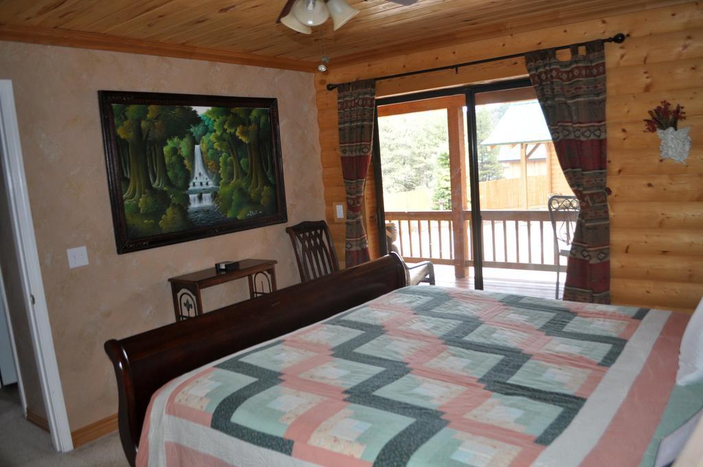 Elkwood Manor Bed & Breakfast Pagosa Springs Exterior photo