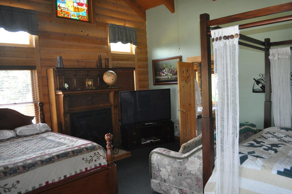 Elkwood Manor Bed & Breakfast Pagosa Springs Exterior photo